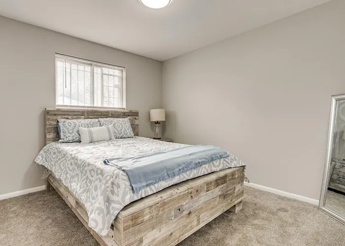 Holiday home 6 Mi To Downtown Columbus: Quiet W/ Yard Columbus