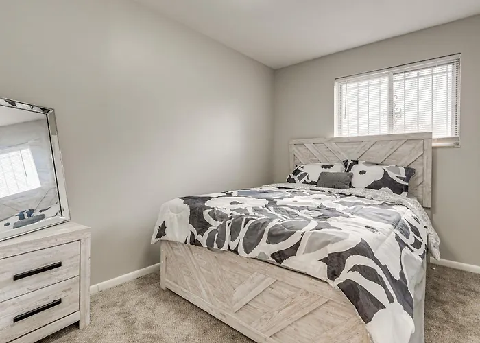 6 Mi To Downtown Columbus: Quiet W/ Yard * Columbus