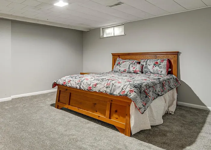 6 Mi To Downtown Columbus: Quiet W/ Yard * Columbus